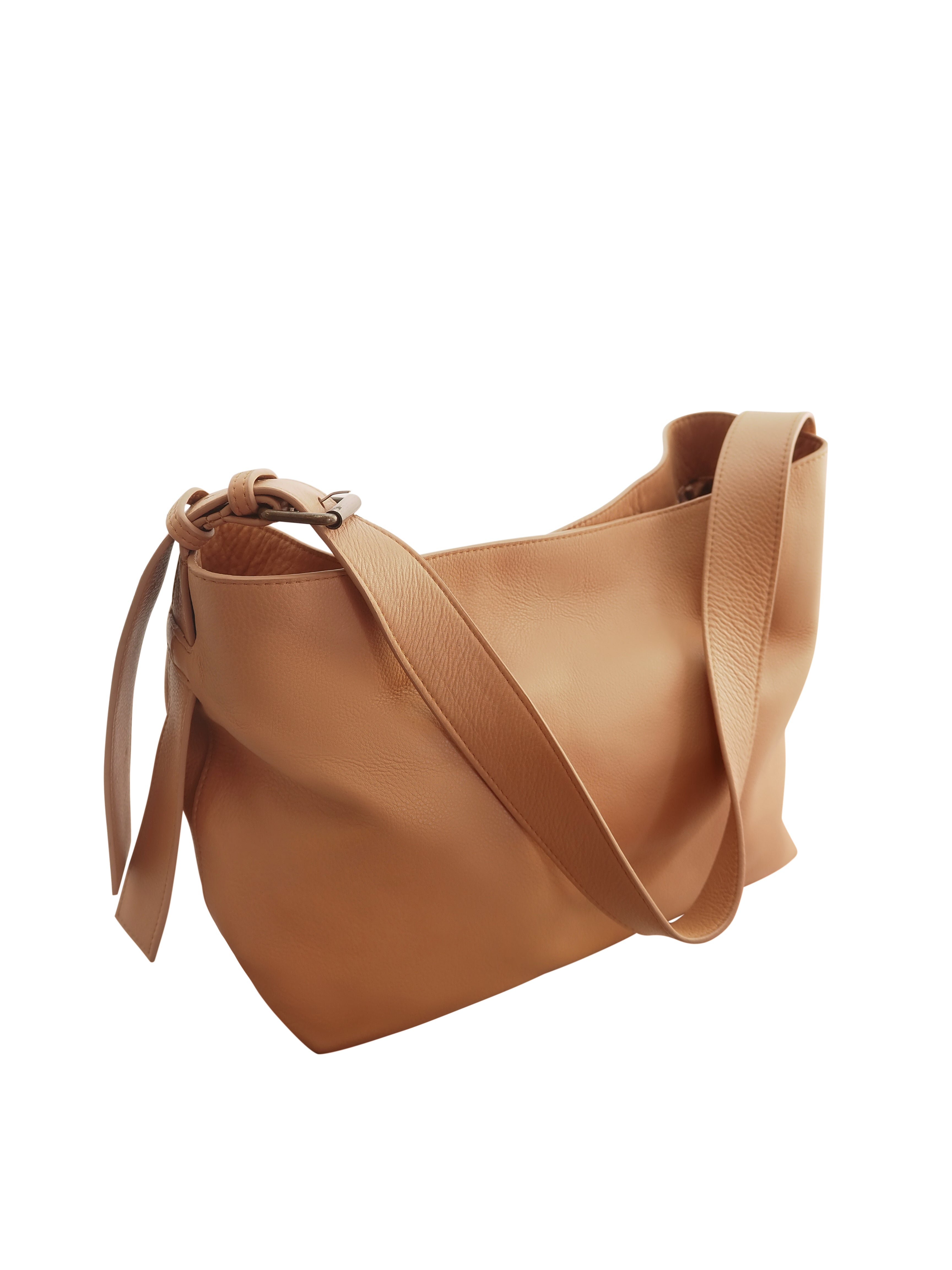 Cadelle Piper camel leather shoulder bag with structured design side view