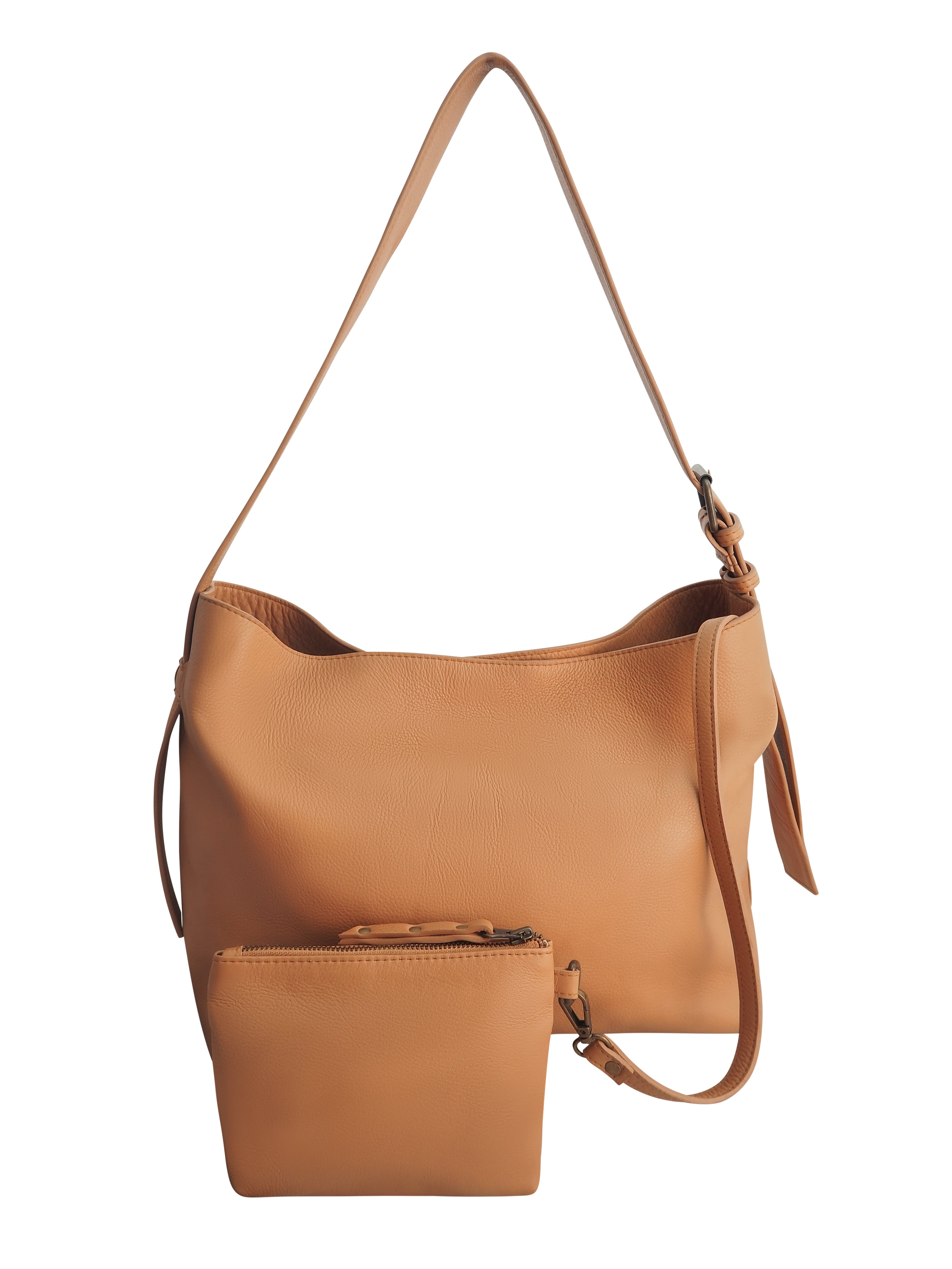 Cadelle Piper camel leather shoulder bag with structured design front view