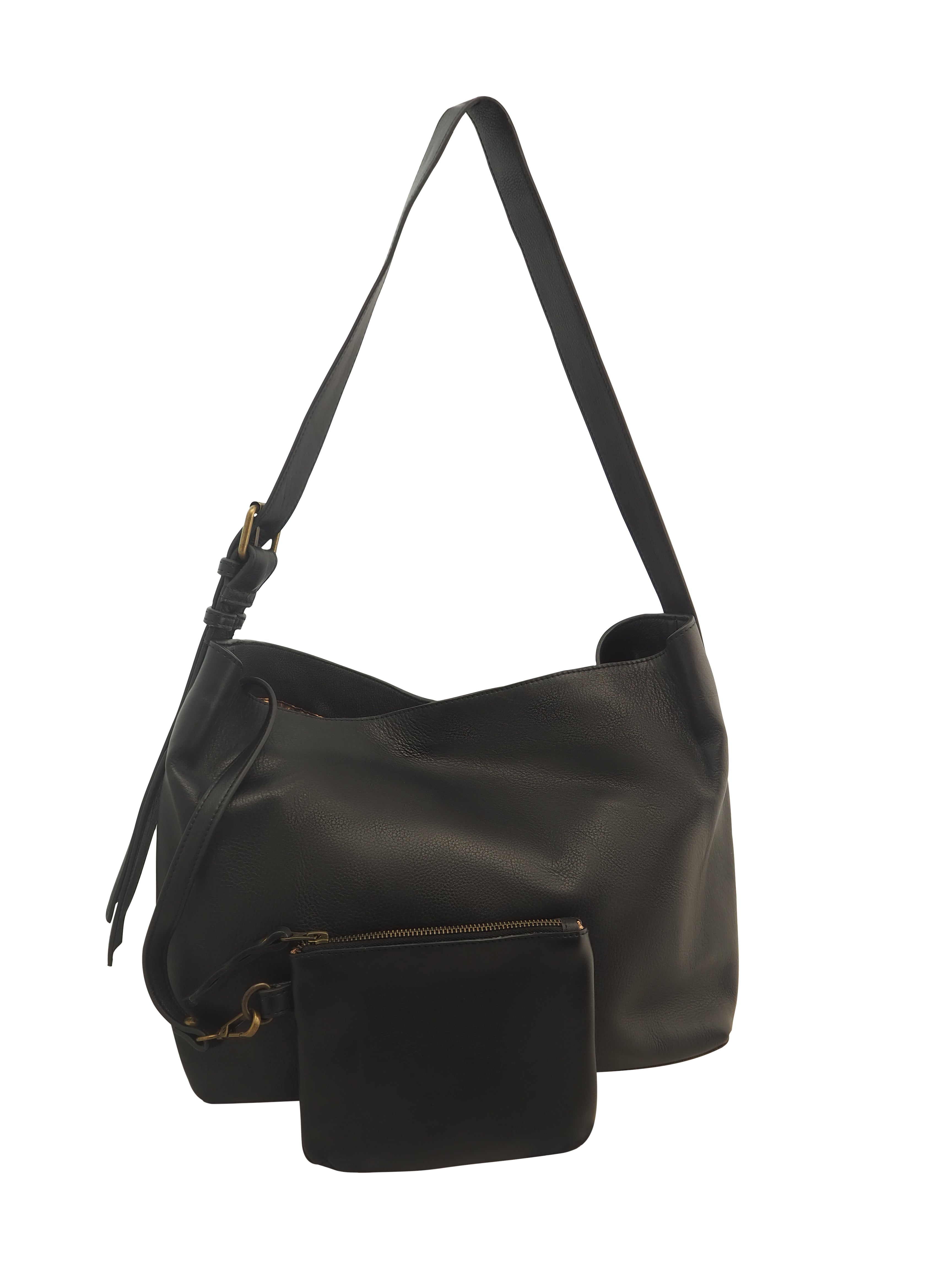 Cadelle Piper black leather shoulder bag with structured design front view
