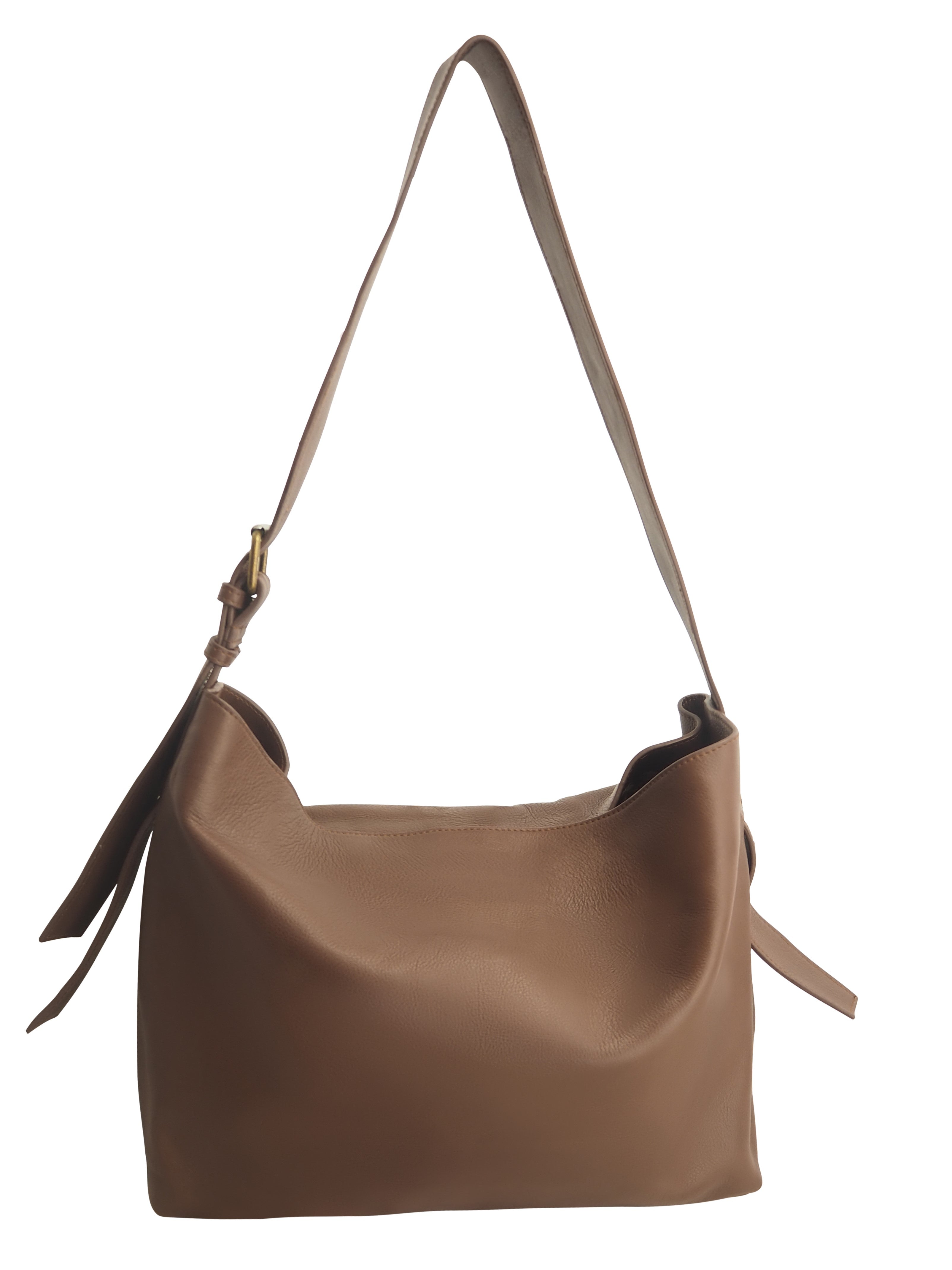 Cadelle Piper cocoa leather shoulder bag with structured design front view