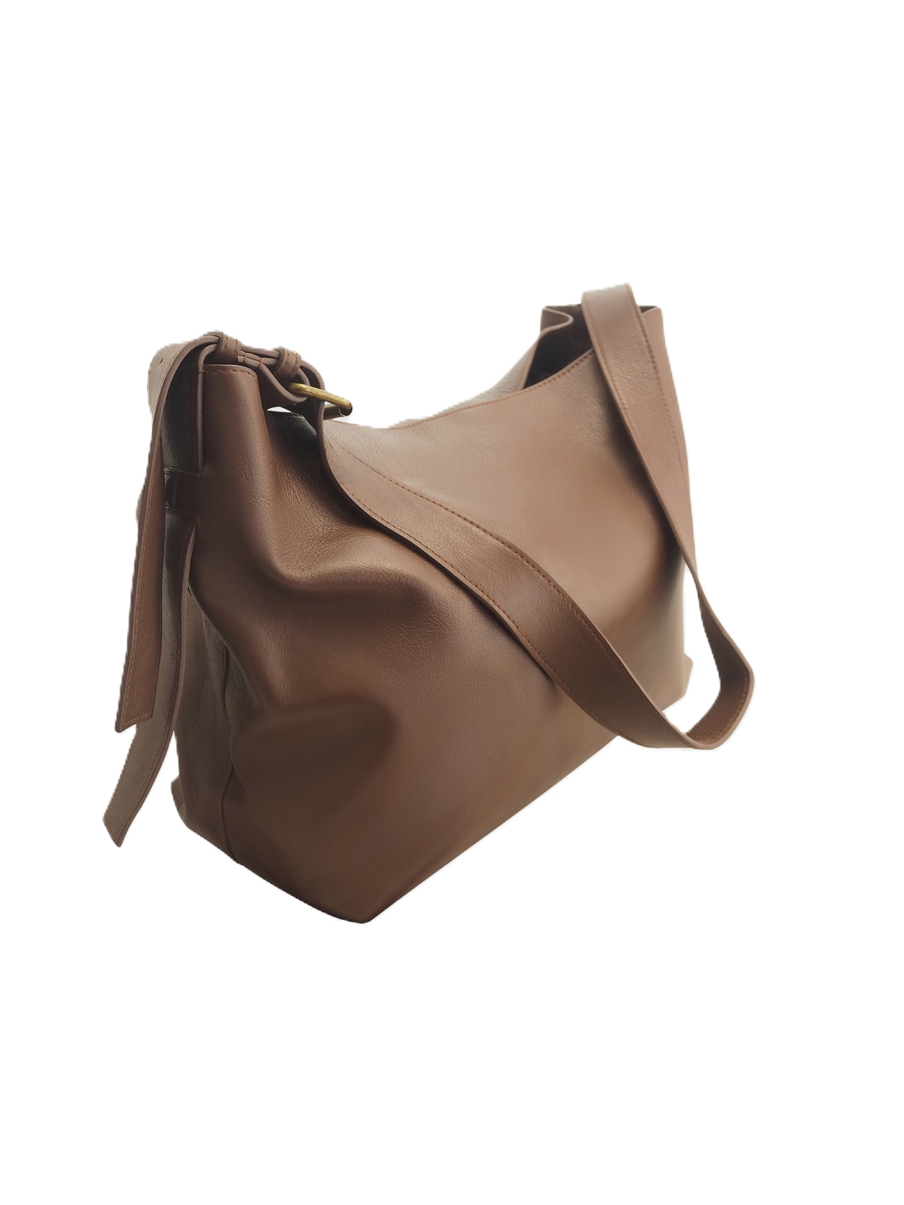 Cadelle Piper cocoa leather shoulder bag with structured design side view