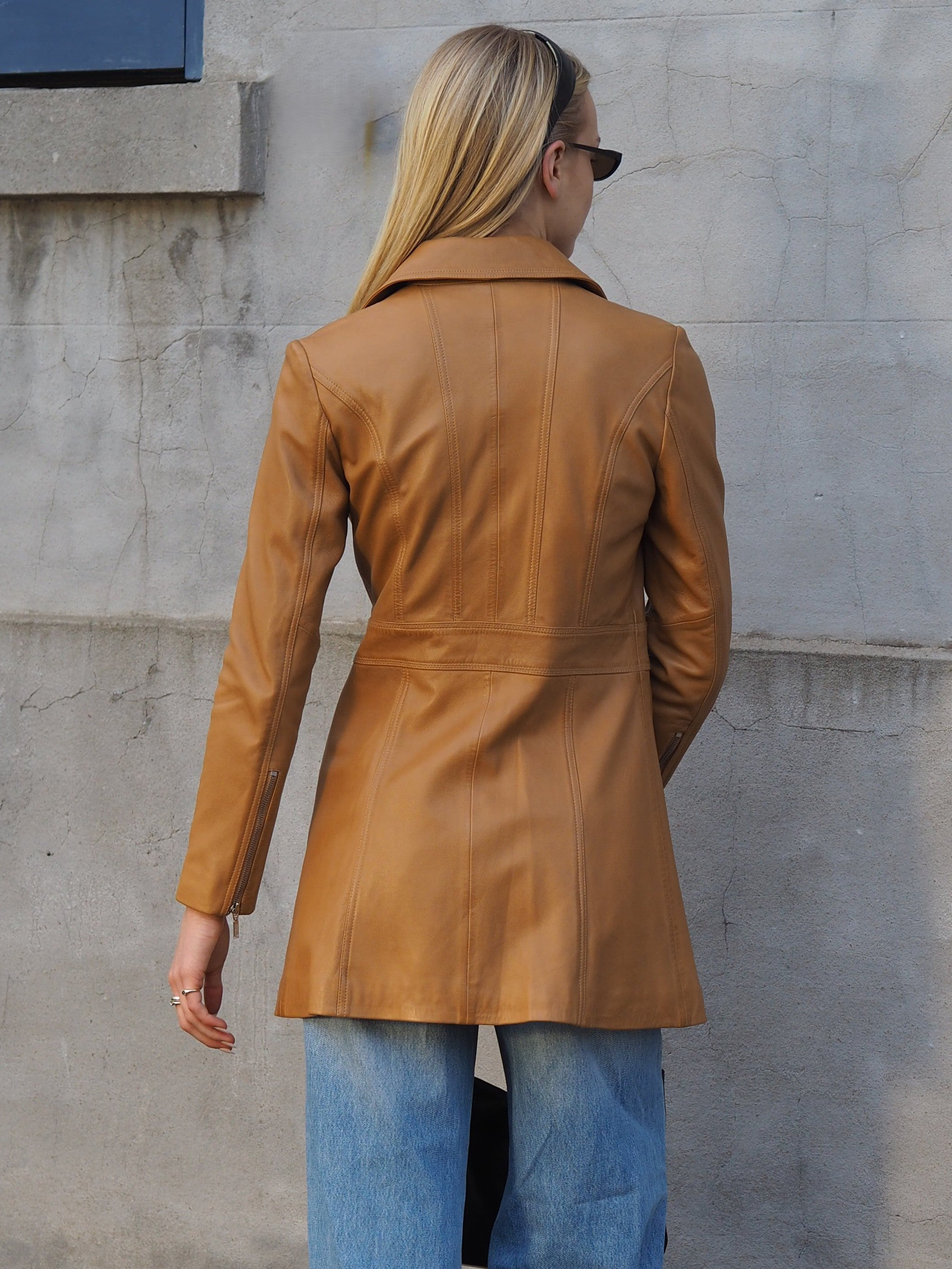 Cadelle Tilly camel mid-length leather jacket with tailored silhouette back view