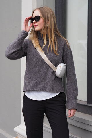 Gillian Bum Bag | White