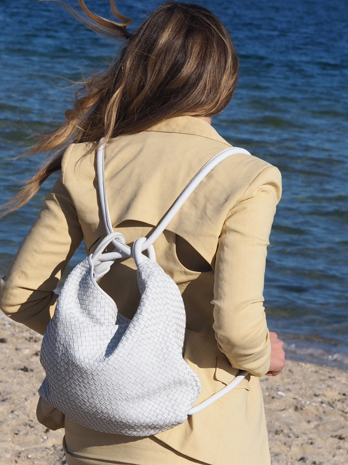 Cadelle Elli leather white backpack that converts to a handbag