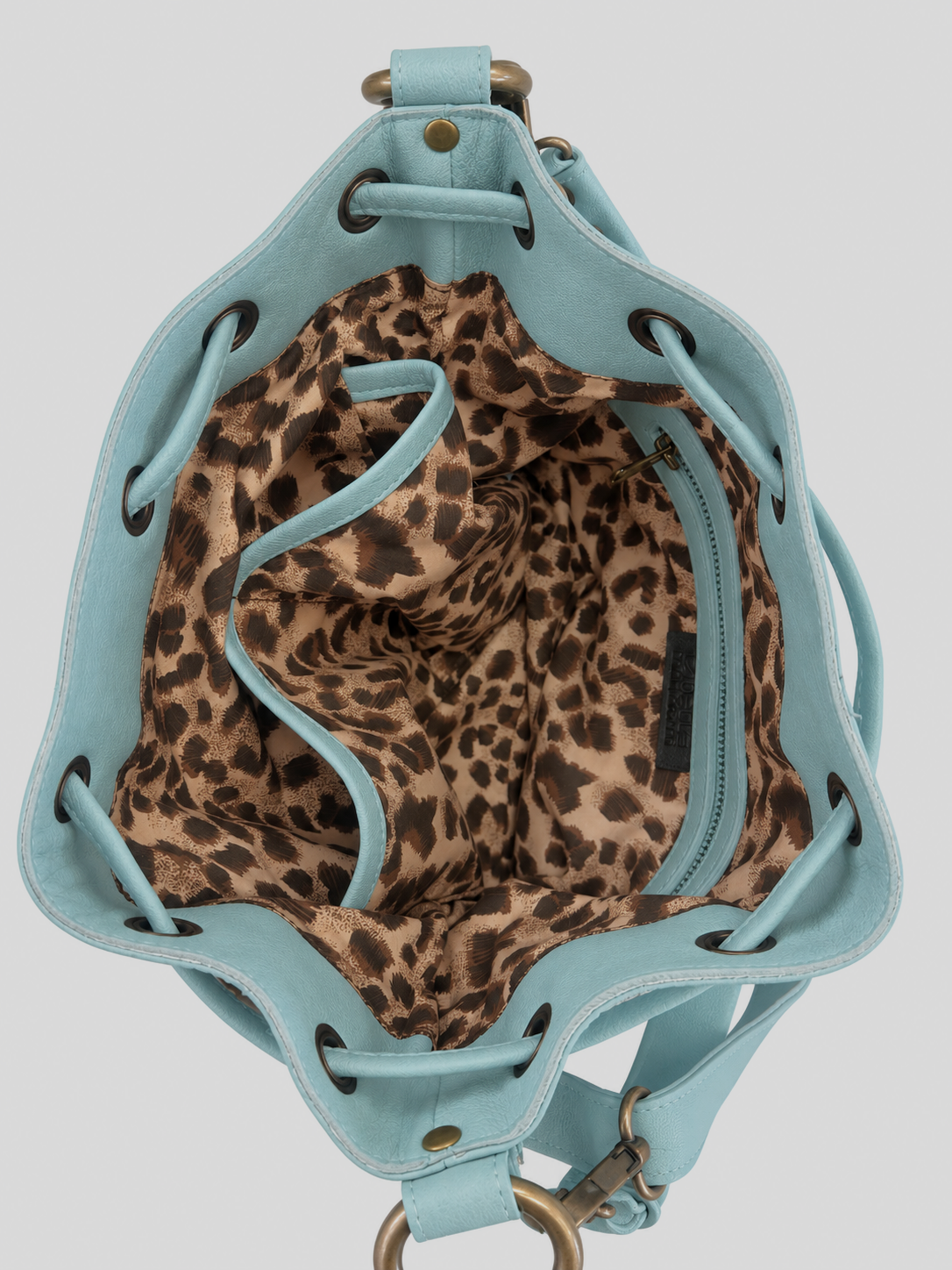 Cadelle Courtney pale blue leather bucket bag internal view